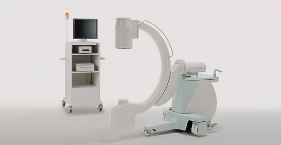 レントゲン透視装置（C-arm）